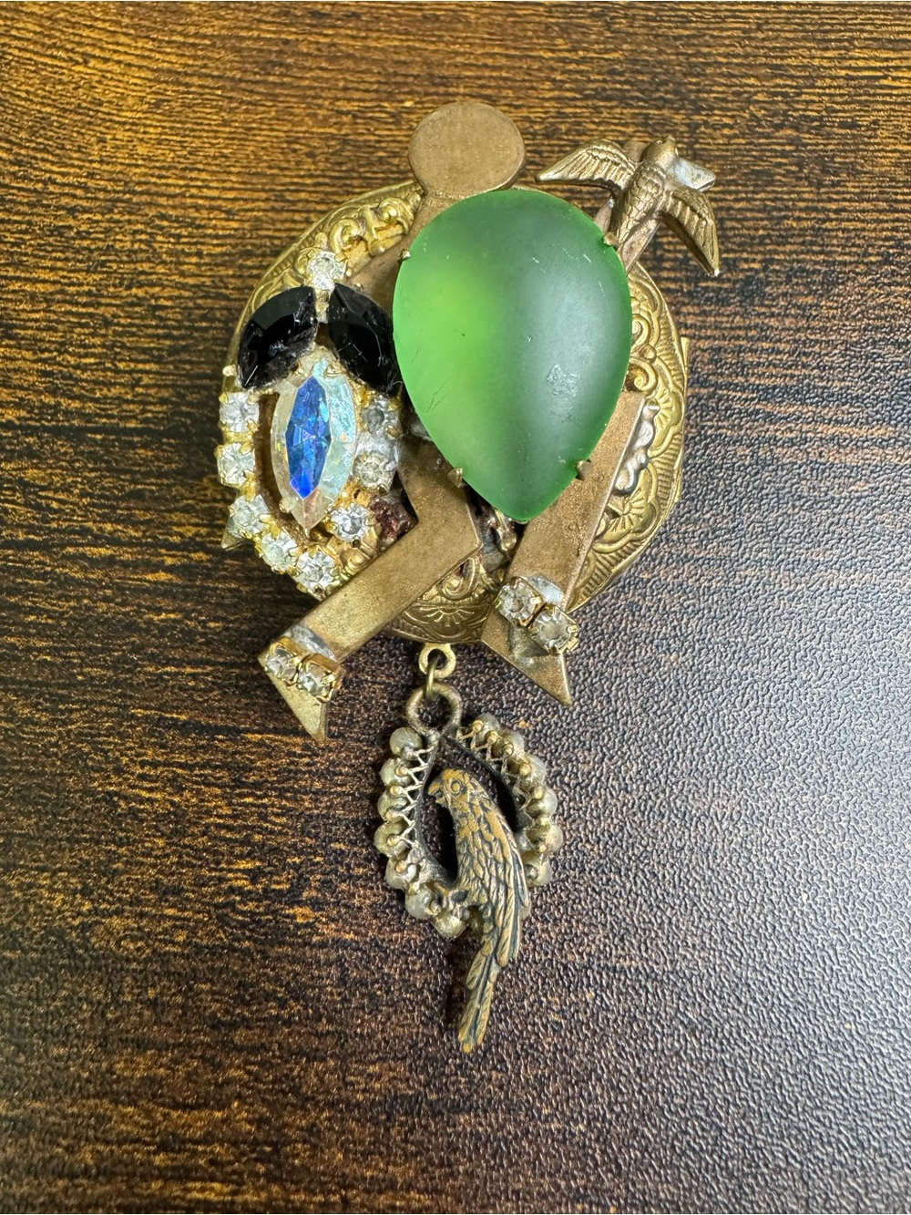 Vintage-Inspired Green Teardrop and Crystal Brooch Brutalist Steampunk - Picture 2 of 9